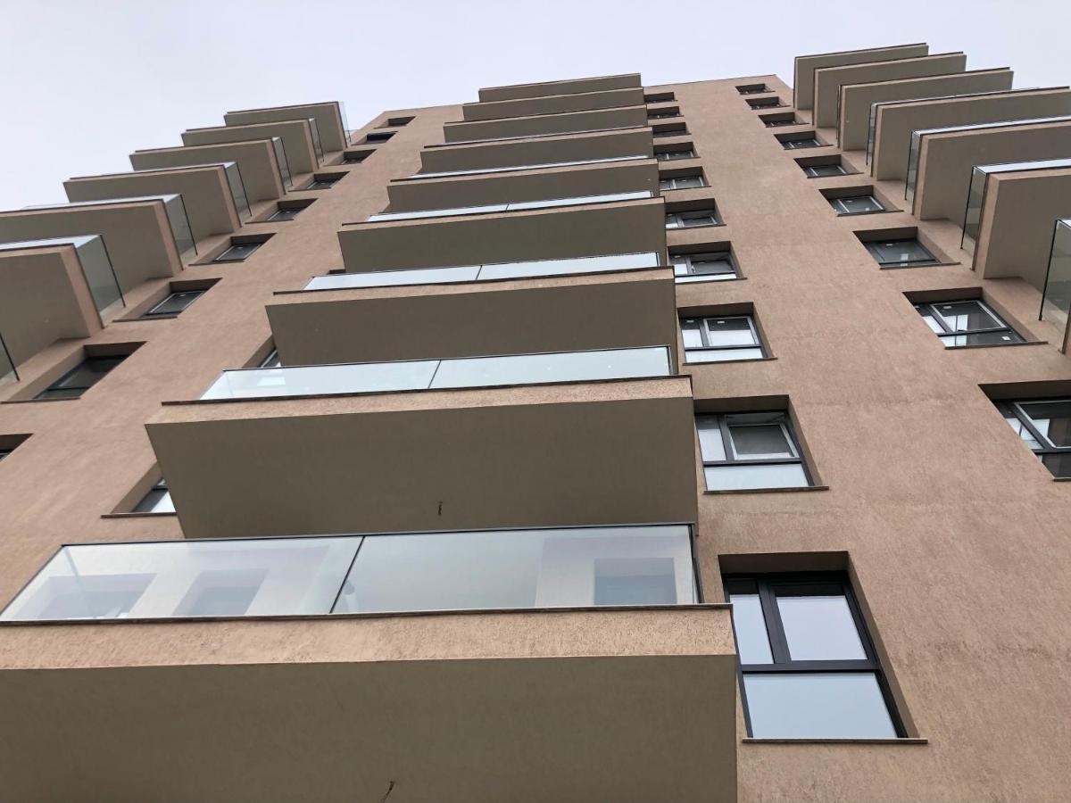 Cozy 2-Room Penthouse Lakeview W14 Bukarest Eksteriør billede